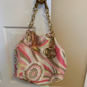 Vintage Juicy Couture hobo bag in pink.